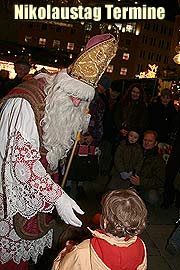 Auch schön original: der Nikolaus vom Münchner Christkindlmarkt (Foto. Martin Schmitz)